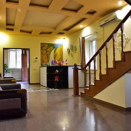 Gyumri Hotel เยเรวาน ภายนอก รูปภาพ