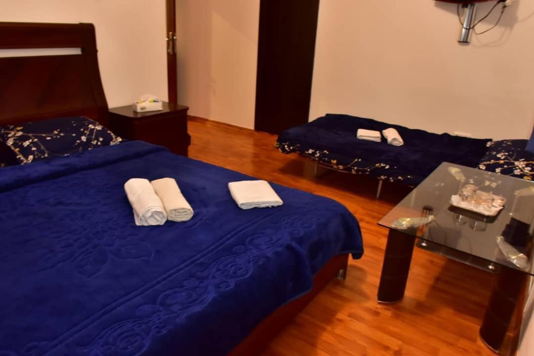 Gyumri Hotel เยเรวาน ภายนอก รูปภาพ