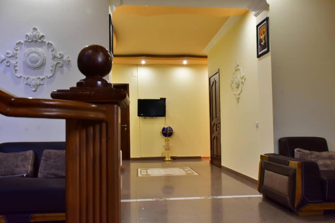 Gyumri Hotel เยเรวาน ภายนอก รูปภาพ