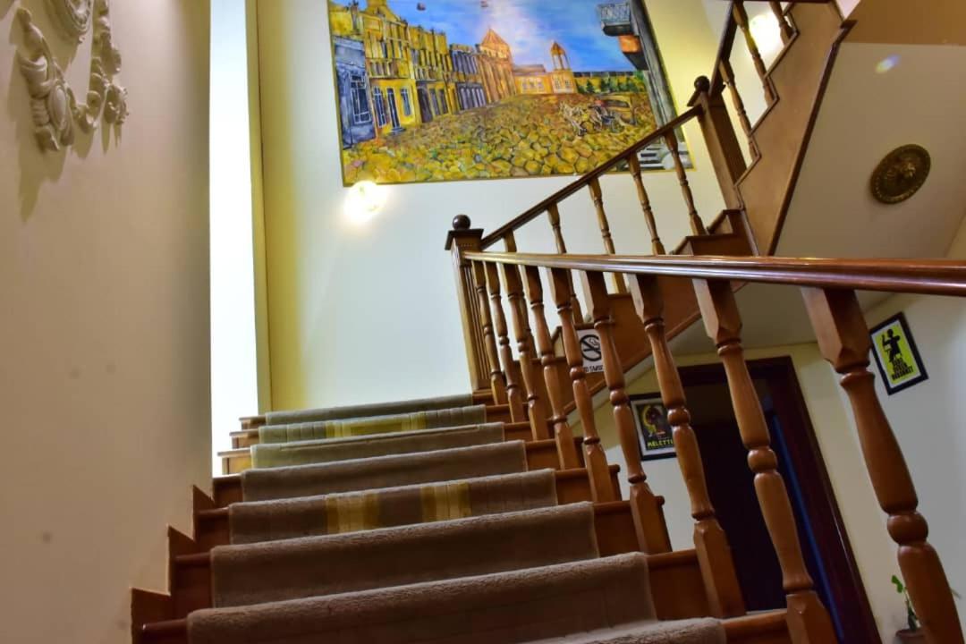 Gyumri Hotel เยเรวาน ภายนอก รูปภาพ
